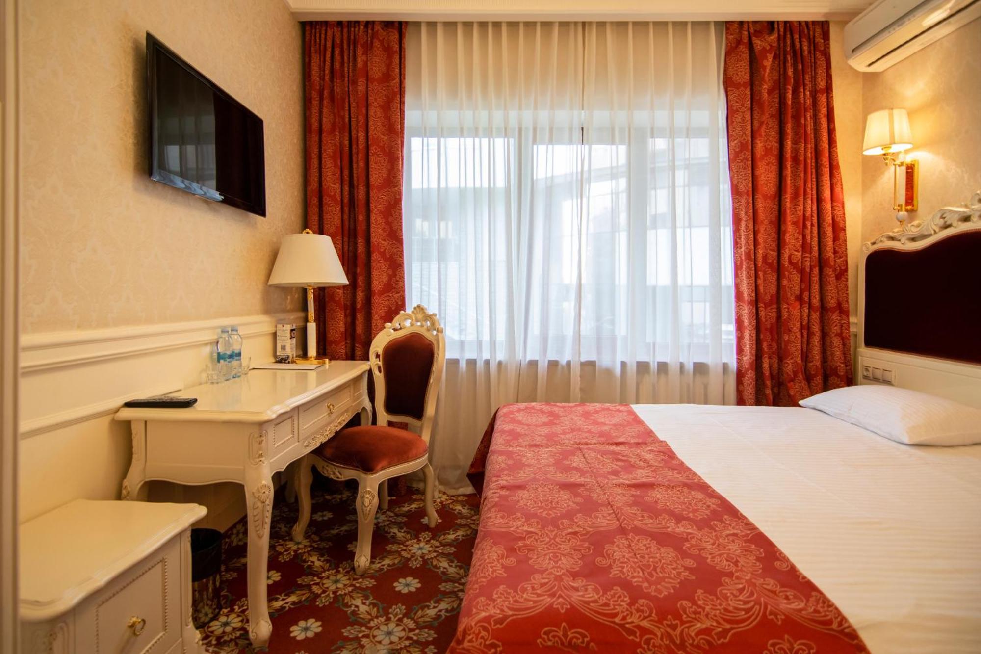 Royal Olympic Hotel Kiev Buitenkant foto