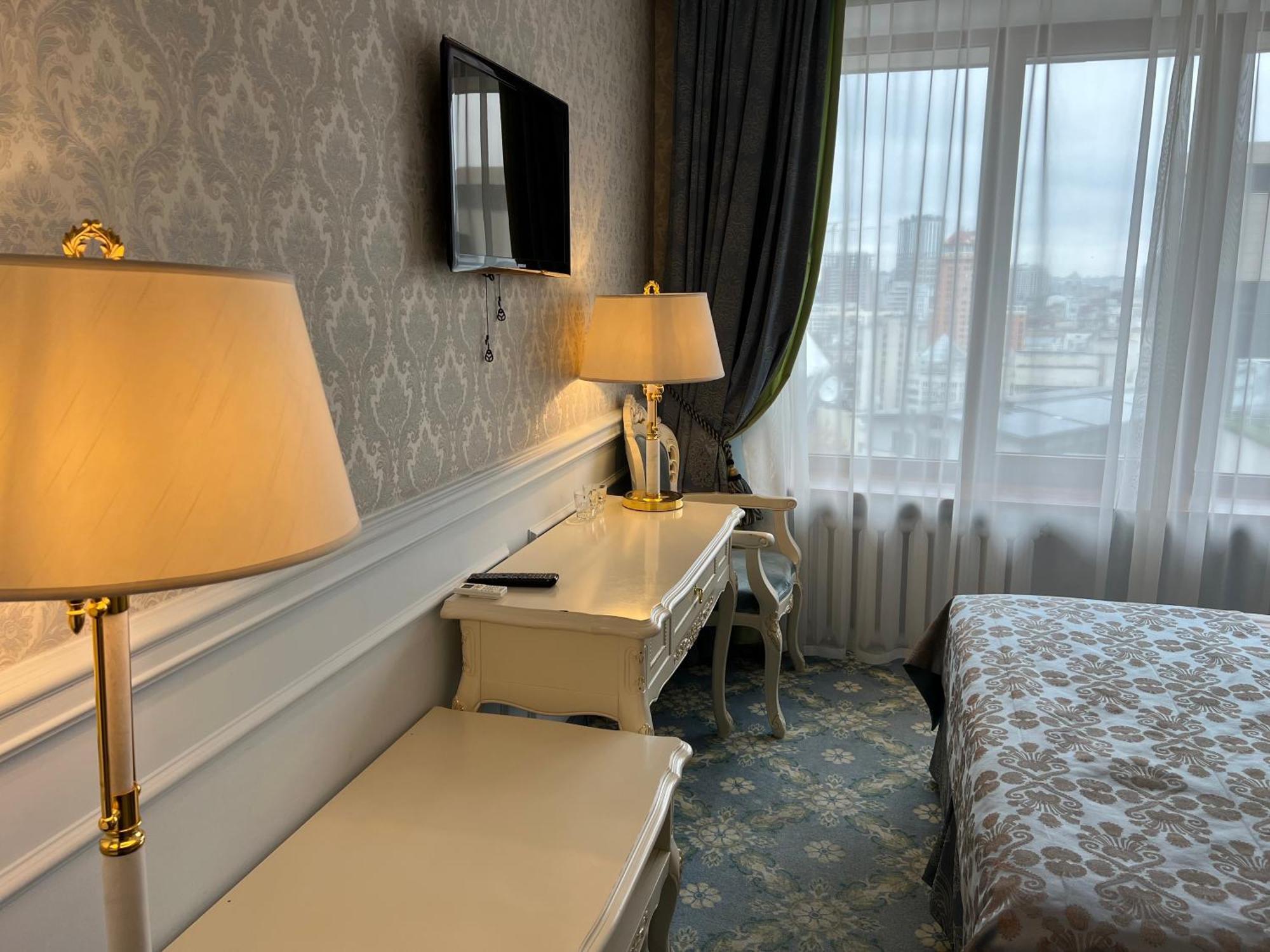 Royal Olympic Hotel Kiev Kamer foto